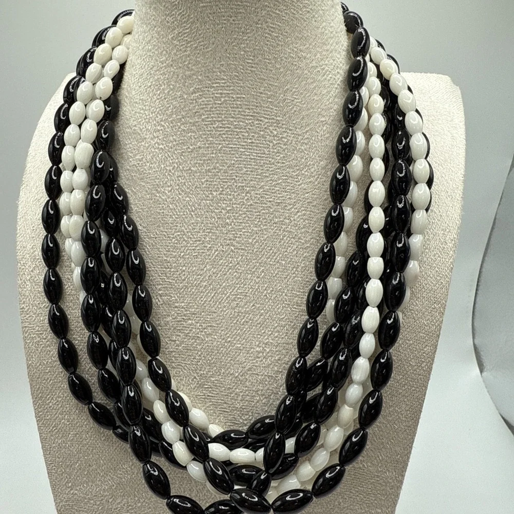 JAY KING DTR Sterling Silver Black Onyx White Coral Beaded Torsade Necklace